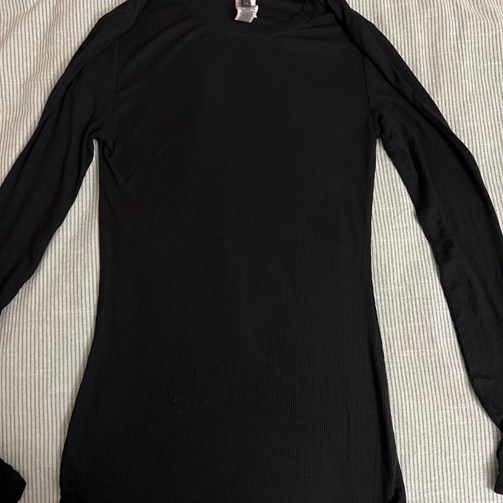 BCBG Long Sleeve Knit Top, Black, XS